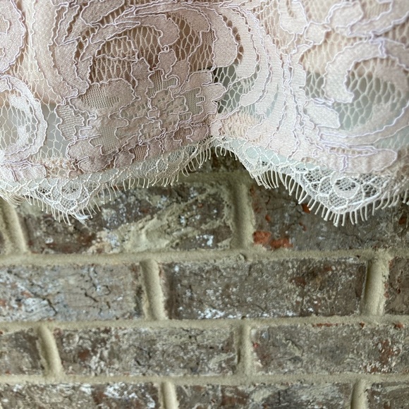 Adiva lace blouse size large pull on top - Picture 2 of 12